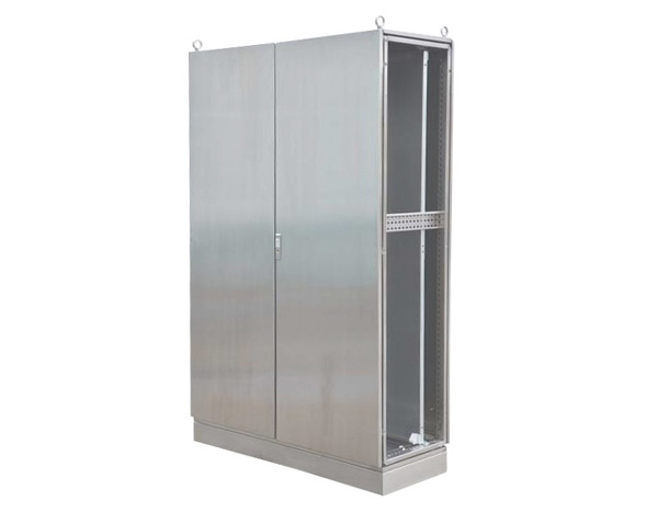 防護(hù)等級(jí)：IP56；<br>證書(shū)：CE、ROHS、IP56；<br>材質(zhì)：304不銹鋼，安裝板為鍍鋅板，門(mén)板2.0mm，安裝板2.5mm，柜體為1.5mm；<b…
